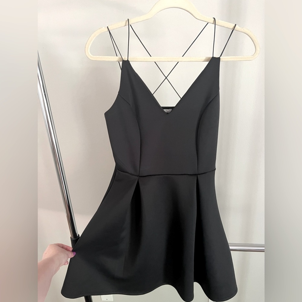Black Charlotte Russe Strappy Mini Cocktail Semi Formal Dress EUC flowy flare
